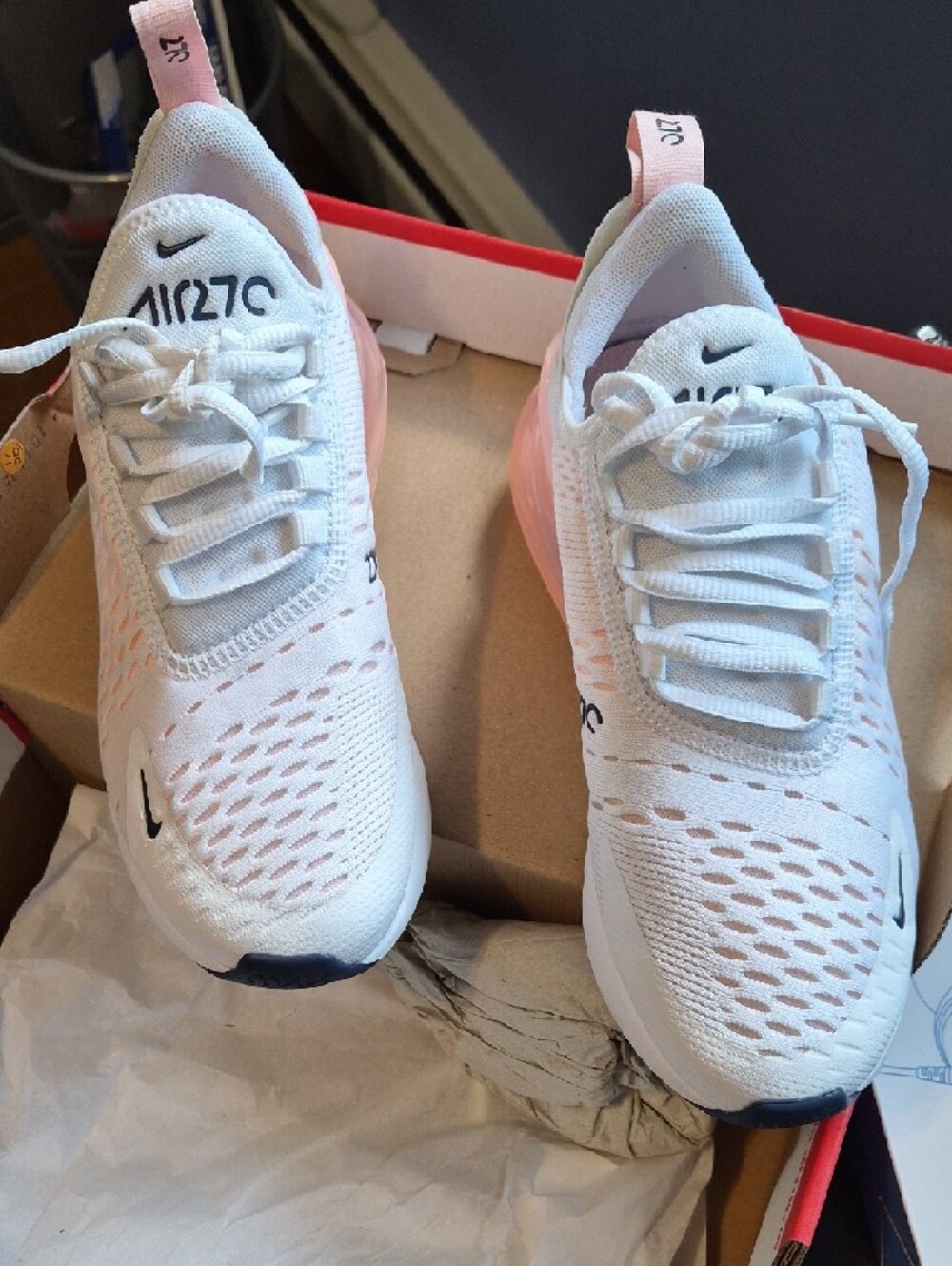 Nike Women’s Moto 2K Air270 White Sneakers with Pink Air Heel - Picture 5 of 12